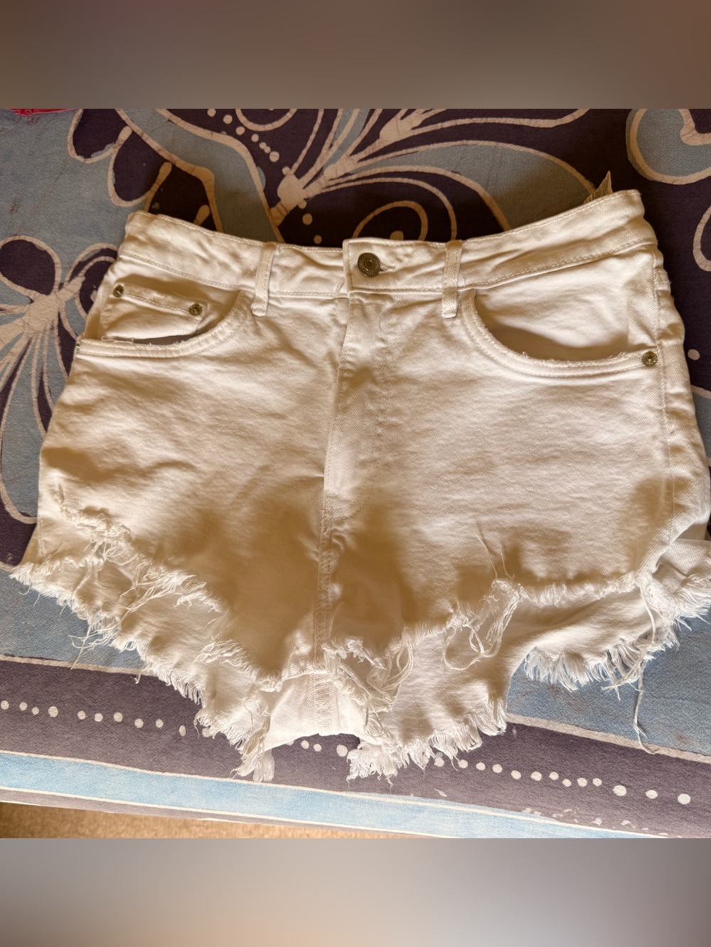 Zara High-Rise Frayed White Jean Shorts